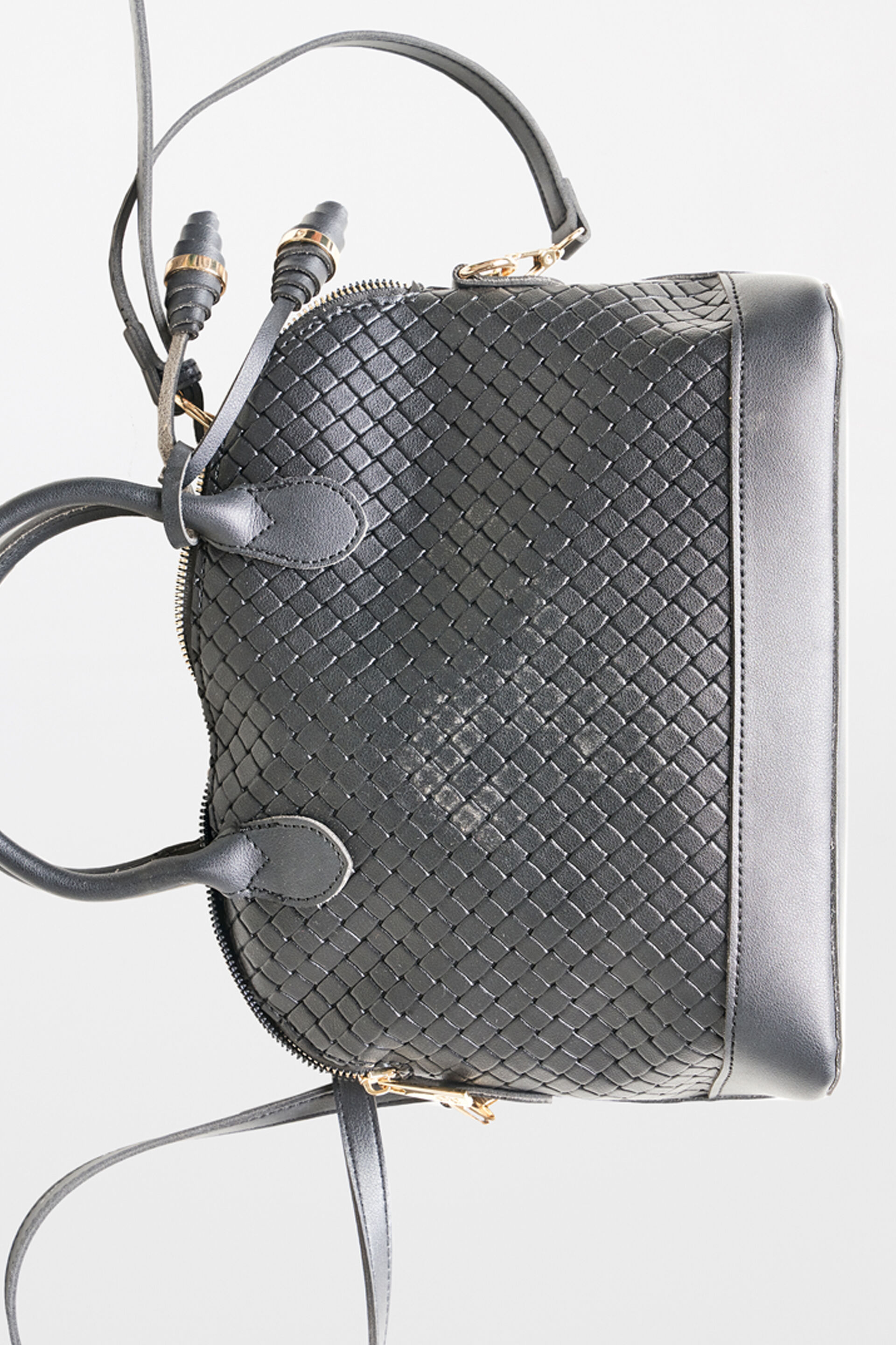 Buy Black Tote Online at Best Price at Global Desi 8905134894582